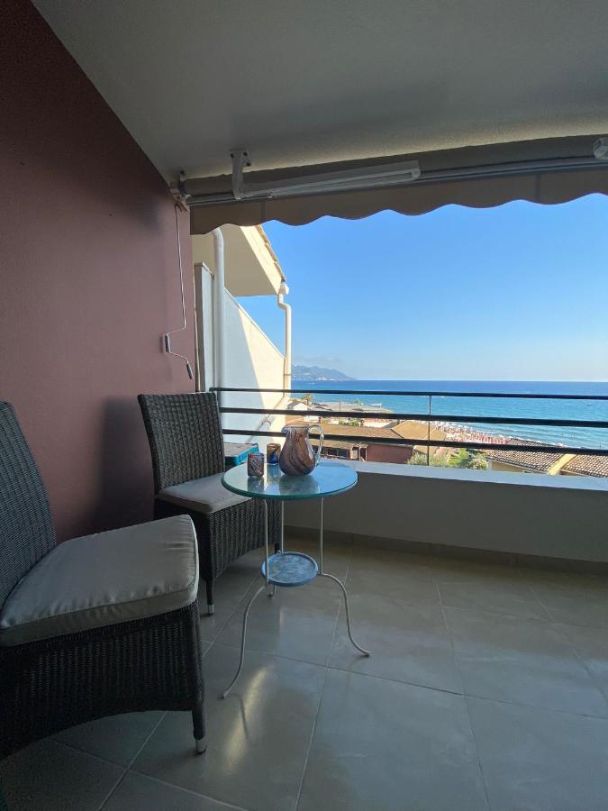 Daydream Seaview Deluxe Home 152 By New Era In Glyfada Beach Corfu מראה חיצוני תמונה
